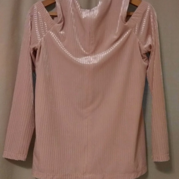 NWT Calvin Klein Cold Shoulder Blush Striped Top - Picture 3 of 5